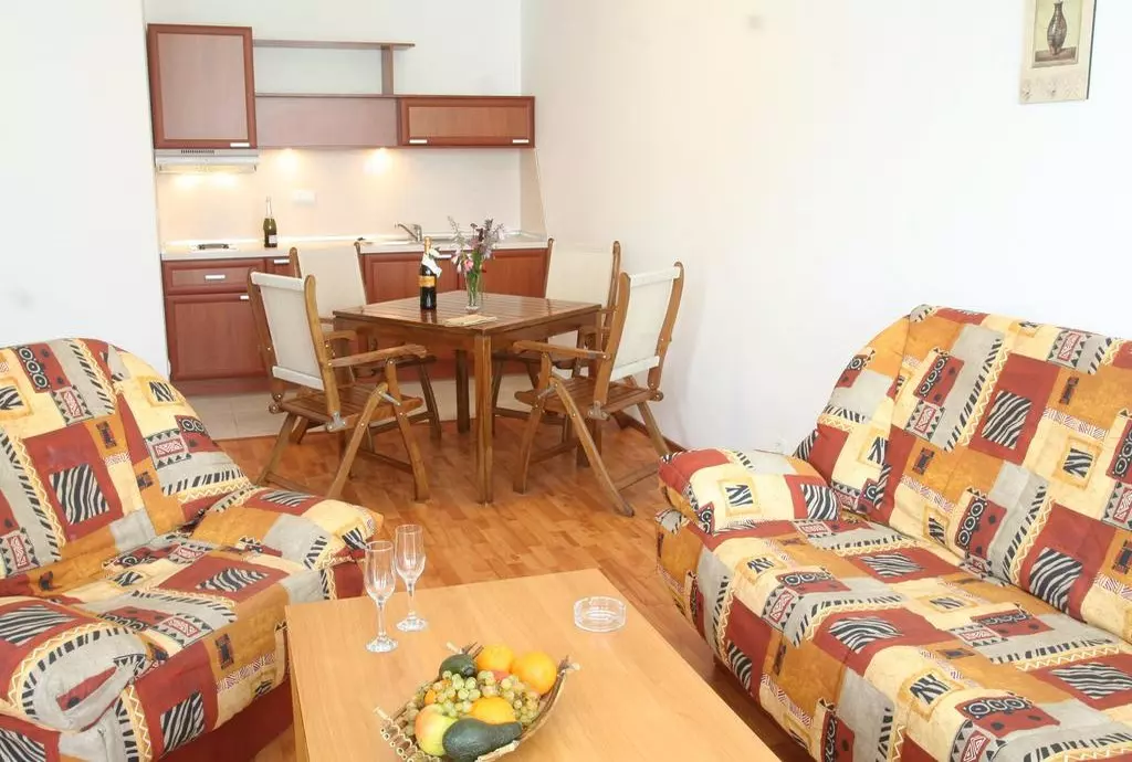 joya park varna_shabavizparvaz_03.jpg joya park varna_shabavizparvaz_03.jpg